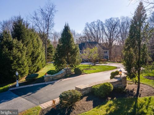 309 Branch Dr, Kennett Sq, PA 19348-2686