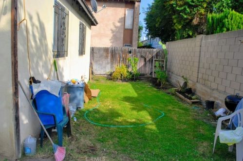 7372 8th St, Buena Park CA  90621-2275 exterior