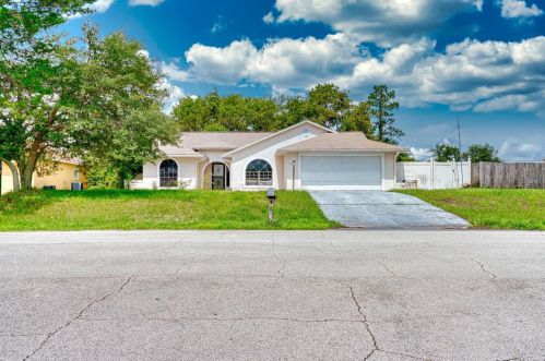 1805 Gatewood Dr, Deltona, FL 32738-4210