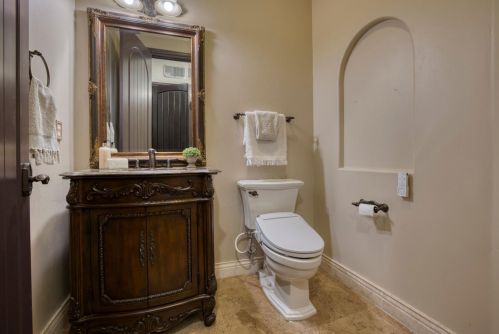 2940 Capetanios Dr, Folsom CA  95762-4601 exterior