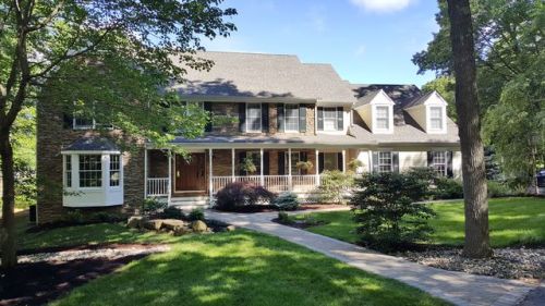 4 Shaker Mill Rd, Dover, NJ 07869-2700