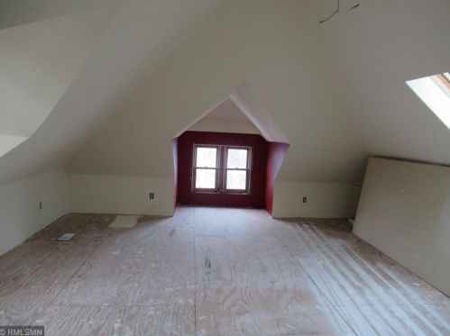 3025 Dupont Ave, Minneapolis MN 55412-1329 exterior