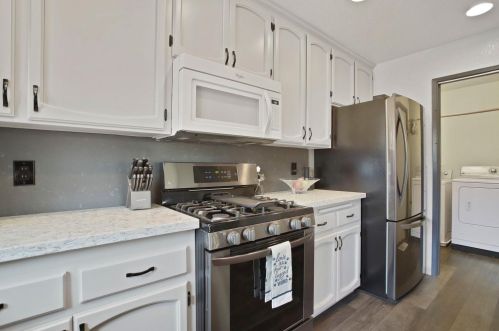 529 Cheri Ct, Ripon CA  95366-2805 exterior