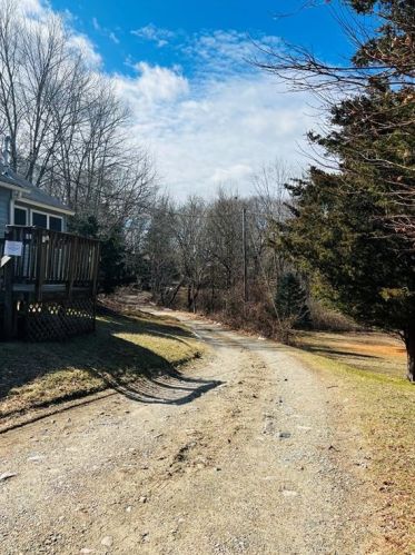 80 Flagg Ln, North Kingstown RI  02852-6708 exterior