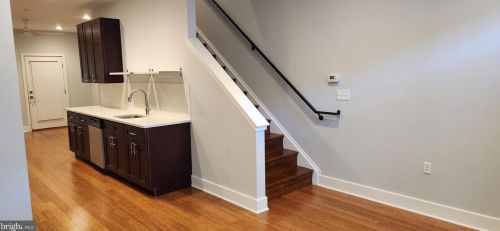 1449 Bouvier St, Philadelphia PA  19146-4724 exterior