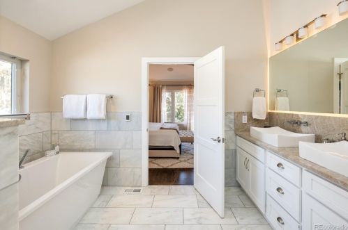 571 Williams St, Denver CO 80218-3642 exterior