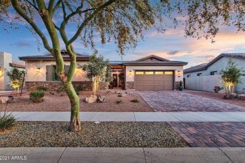 3839 Lynx Pl, Chandler, AZ 85249-2002