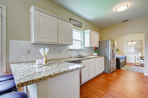 3810 Cloudbluff Ln, Richmond TX  77469-4117 exterior