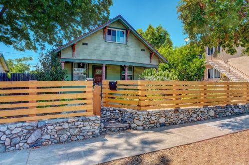 7647 Bright Ave, Whittier, CA 90602-1702
