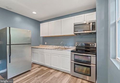 2445 17th St, Philadelphia PA  19132-4441 exterior
