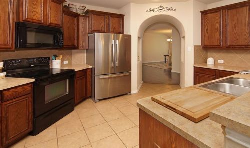 1536 Salado Trl, Weatherford TX  76087-2164 exterior