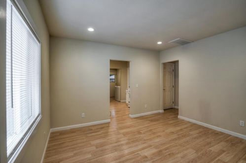 180 Empire St, San Jose CA  95112-3311 exterior