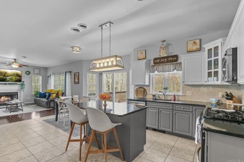 104 Dejong Ct, Montgomery NY  12549-1874 exterior