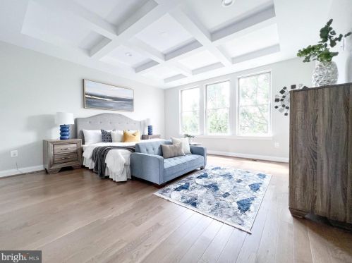 1010 15th St, Washington DC  20003-3213 exterior