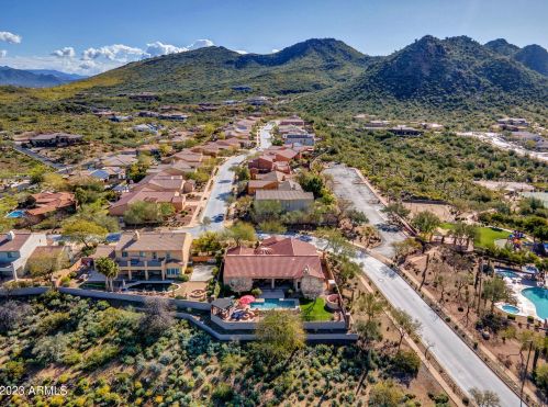 35804 27th Dr, Phoenix AZ  85086-5519 exterior