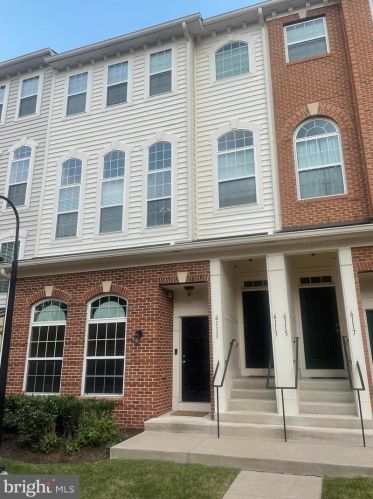 6113 Aster Haven Cir, Haymarket, VA 20169-6255