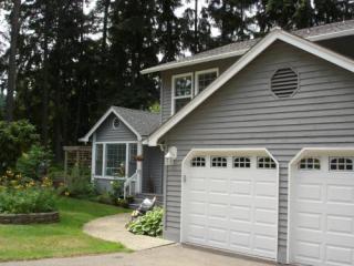 8601 Foster Grove Ct, Bremerton, WA 98311-9269