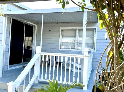 4166 Bobwhite Dr, Boynton Beach FL  33436-2602 exterior