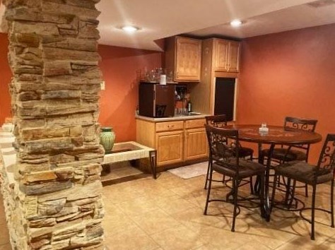 3828 Kingsway Dr, Crown Point IN  46307-8982 exterior