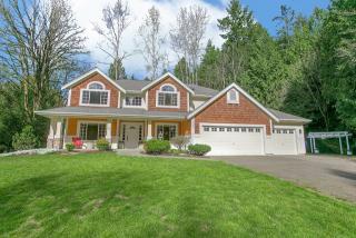 6104 284th Way, Lake Joy, WA 98014-9517