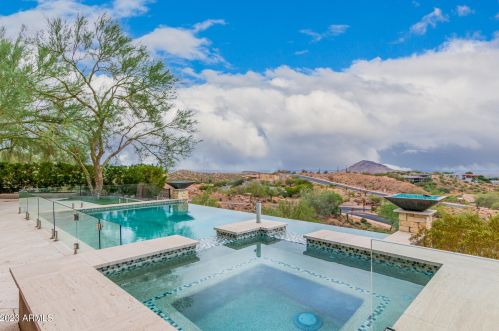 9710 Palisades Blvd, Scottsdale AZ 85268-2755 exterior