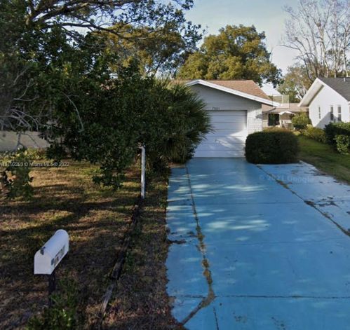 7601 Spirea Dr, Port Richey, FL 34668-3264