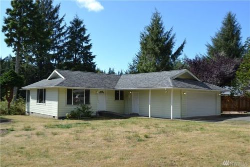15 Harborview Ct, Hoquiam, WA 98550-9724