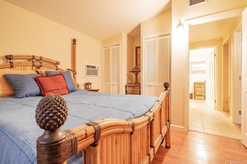 2018 Lingard St, Lancaster CA 93536-1405 exterior