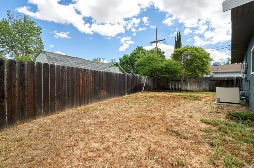 349 Plum St, Vacaville CA  exterior