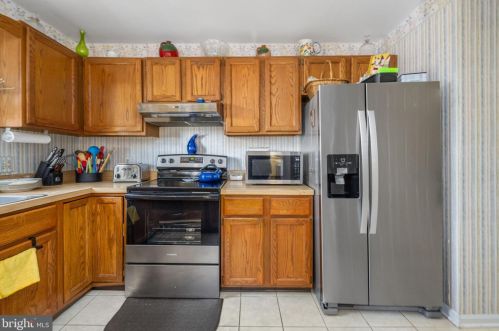 3616 Rock Creek Dr, Fredericksburg, VA 22407-4886