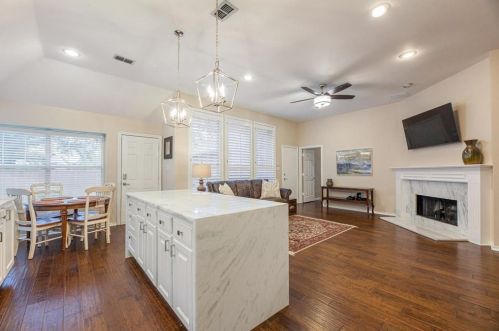 4820 Bear Run Dr, Plano TX  75093-7322 exterior