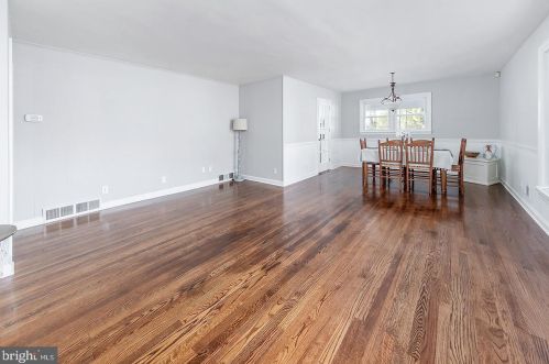 783 4th St, West Deptford NJ  08097-1315 exterior