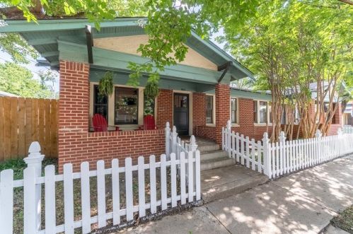 1011 Wallen Ave, Fort Worth, TX 76110