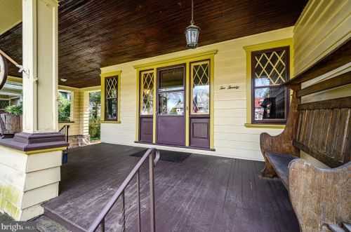 220 Maple Ave, Camden, NJ 08109-2662