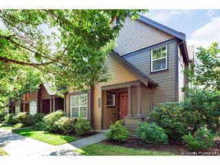 7016 Cherry Dr, Beaverton, OR 97124-7284
