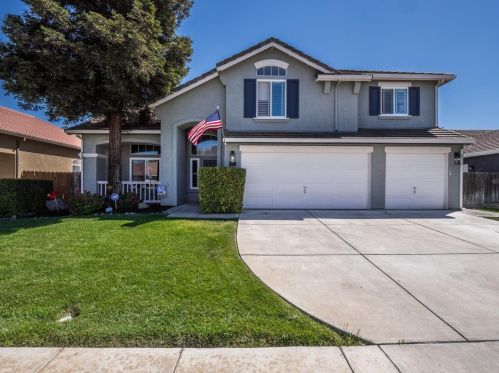 975 Sandra St, Los Banos, CA 93635-5245