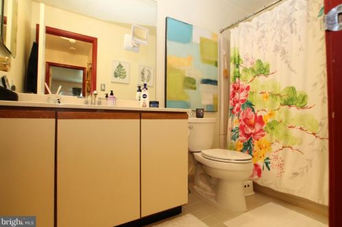 11021 Bennett Pl, Southampton PA  18966-5513 exterior