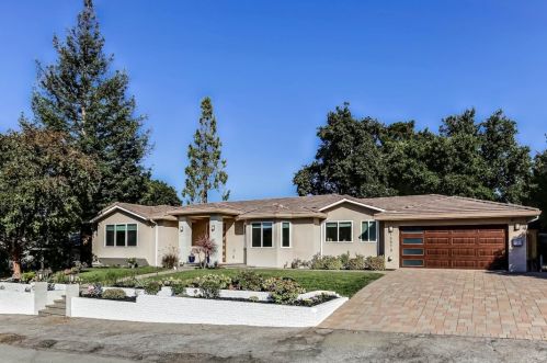 13570 Beaumont Ave, Saratoga CA  95070-4916 exterior
