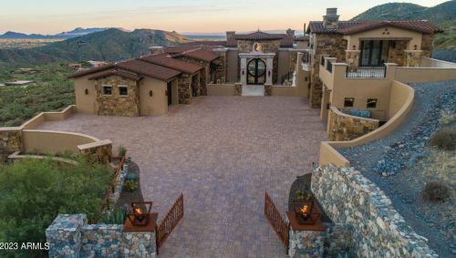 9204 Grapevine Pass, Scottsdale, AZ 85262-3831