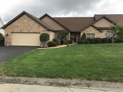 209 Glacier Dr, Latrobe, PA 15650-2592