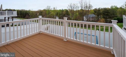 1708 Rockledge Ter, Woodbridge VA  22192-2508 exterior