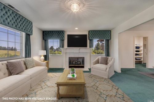 6301 Highland Pl, Sebastopol CA  95472-6100 exterior