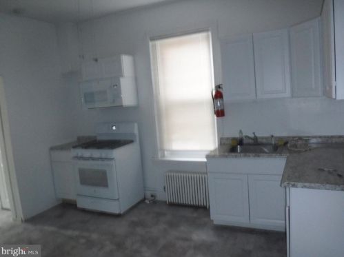 414 Main St, Norristown, PA 19401-5104