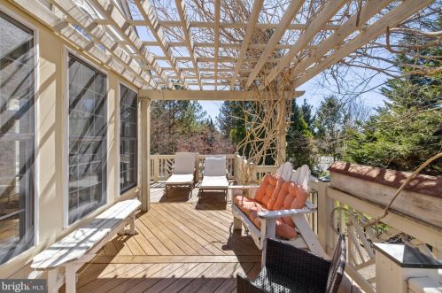 14540 Brinestone Pl, Haymarket VA  20169-2640 exterior