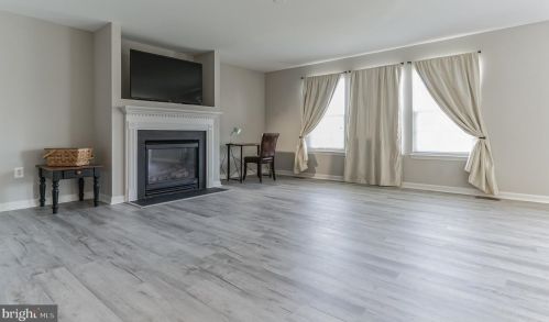 11709 Inverarry Dr, Fredericksburg, VA 22407-8905