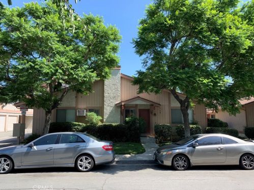3362 Elm Ave, Long Beach, CA 90807-4435