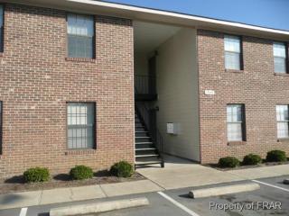 1401 Ireland Dr, Fayetteville NC  28304-4320 exterior