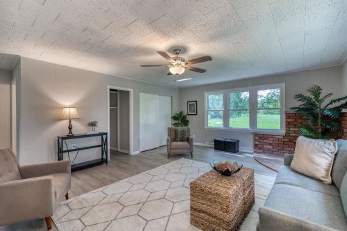 3885 Moorland Rd, Waukesha, WI 53151-5225