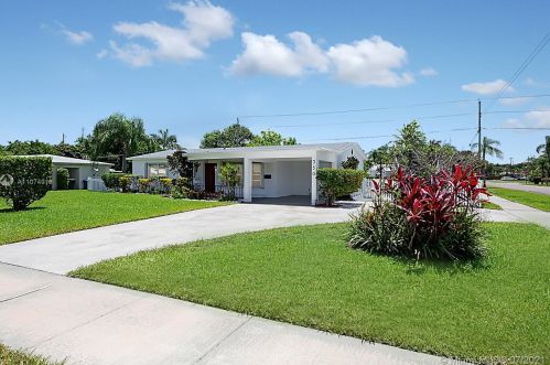 350 Australian Cir, West Palm Beach, FL 33403-2611