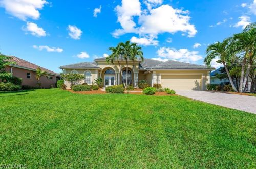 2142 19th Pl, Cape Coral, FL 33909-4692